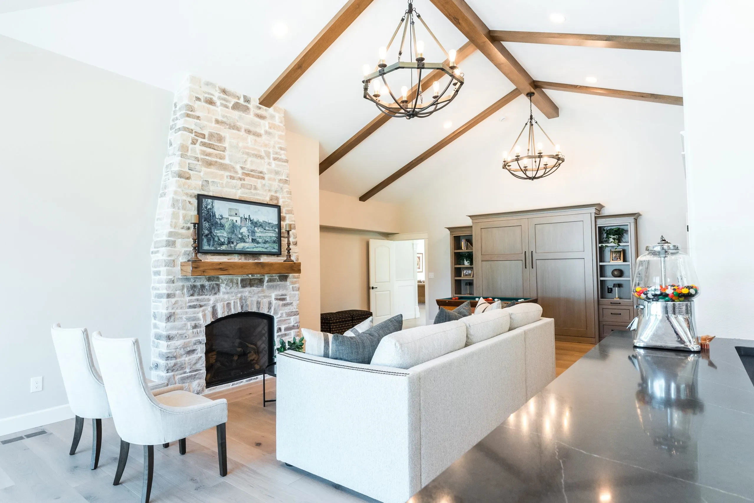 Living room with ceiling fan installed by Newman Electric